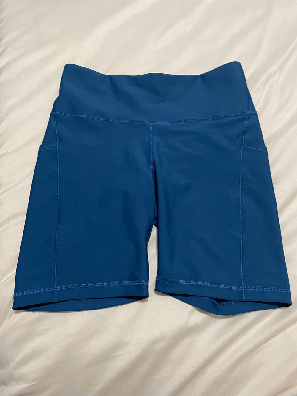 Athleta Interval Stash High Rise 7" Women's Bike Blue Shorts Size Medium